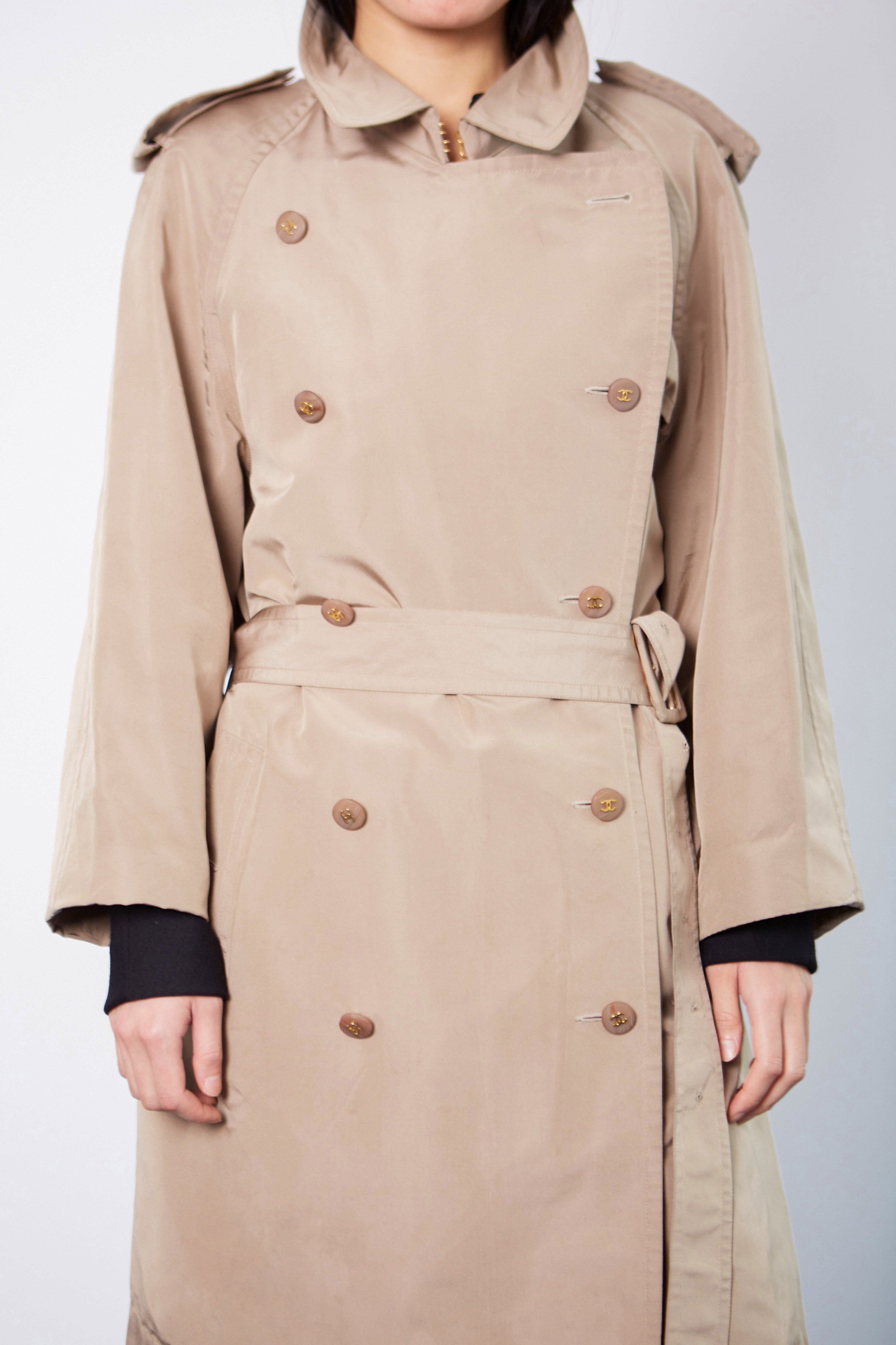 90's Chanel Silks Trench Coat – TheFindVintage
