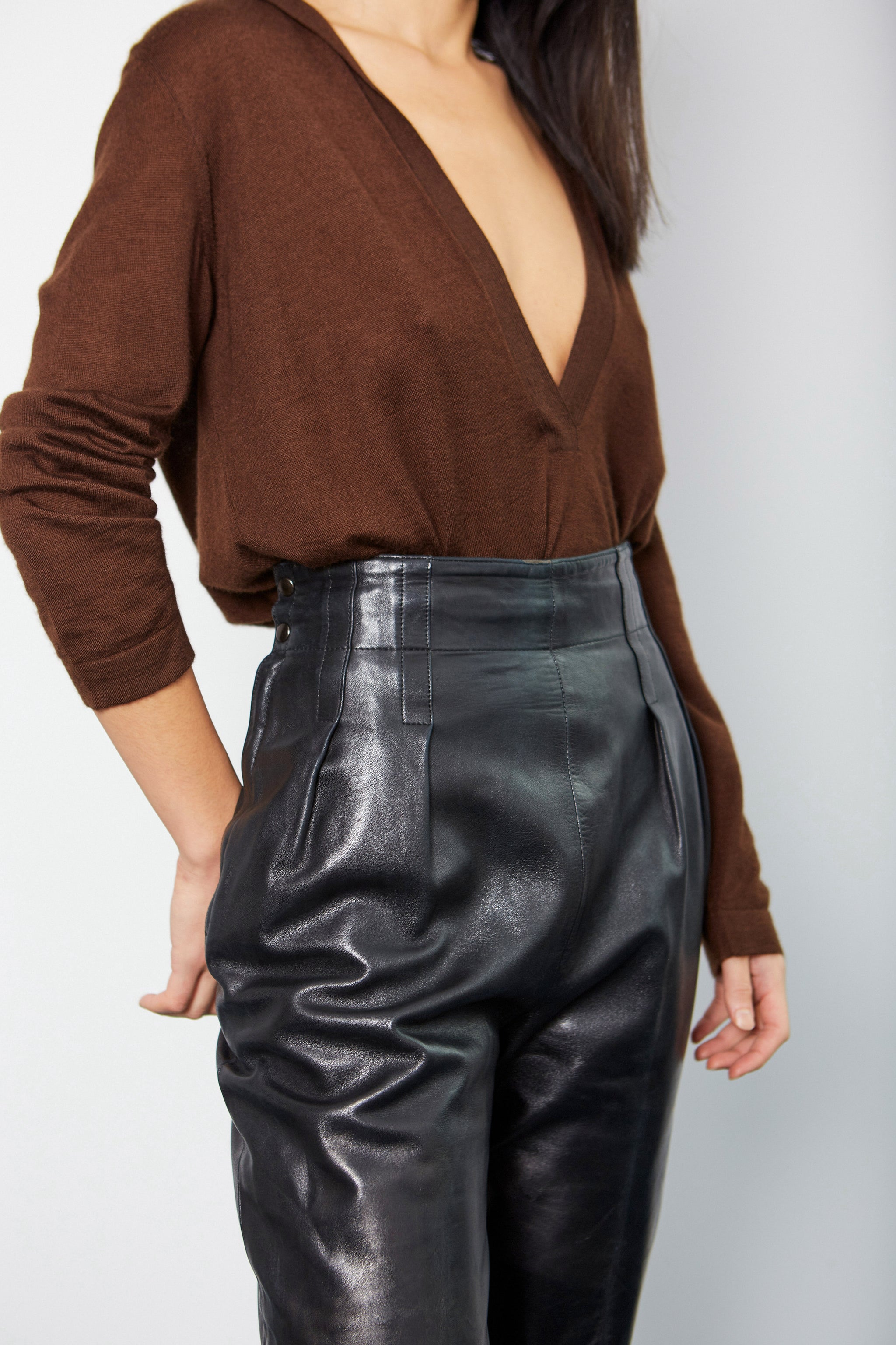 90's Hermes Deep V-Neck Cashmere Sweater – TheFindVintage
